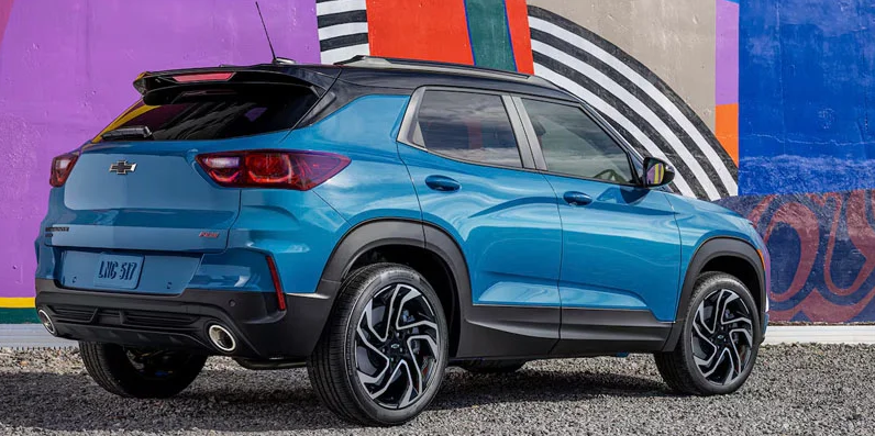 A photo of a 2025 Chevrolet Trailblazer parked in a gravel.