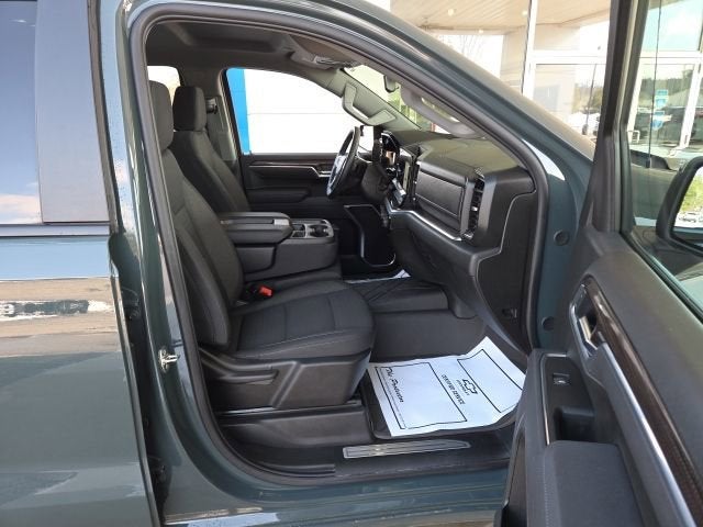 2025 Chevrolet Silverado 1500 LT (2FL)