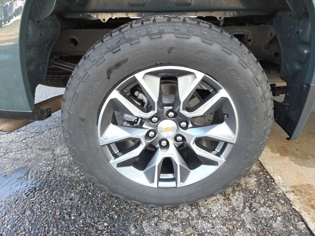 2025 Chevrolet Silverado 1500 LT (2FL)