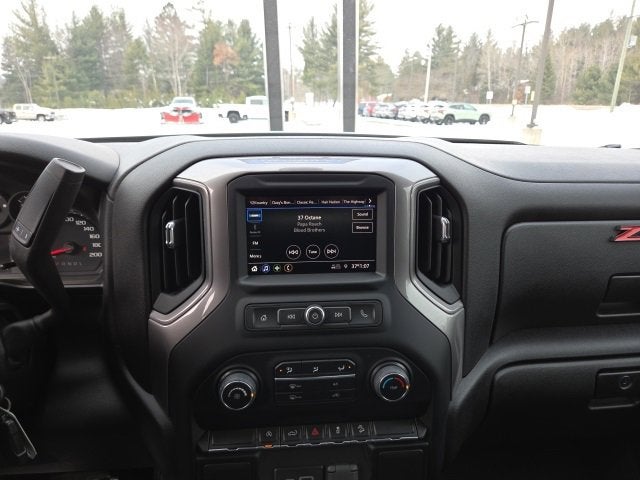 2022 Chevrolet Silverado 1500 LTD Custom Trail Boss