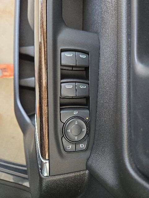 2022 Chevrolet Silverado 1500 LTD LT (2FL)