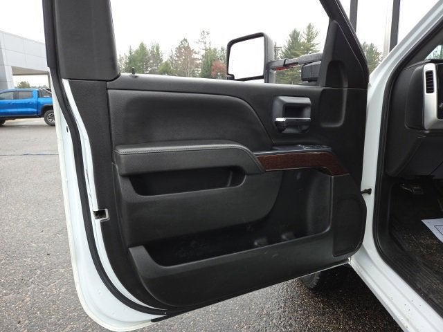 2018 GMC Sierra 3500 HD Chassis Cab SLE