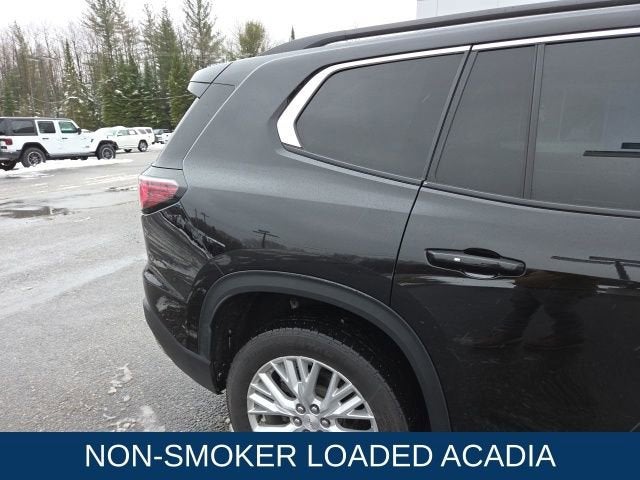 2024 GMC Acadia Elevation