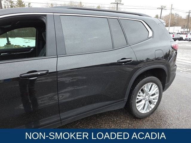 2024 GMC Acadia Elevation