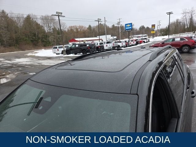 2024 GMC Acadia Elevation