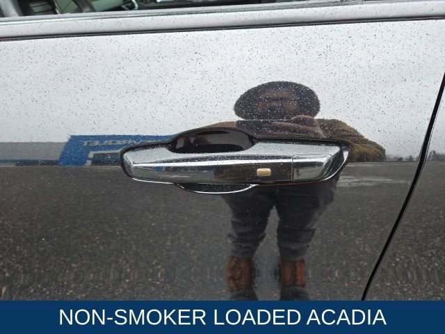 2024 GMC Acadia Elevation