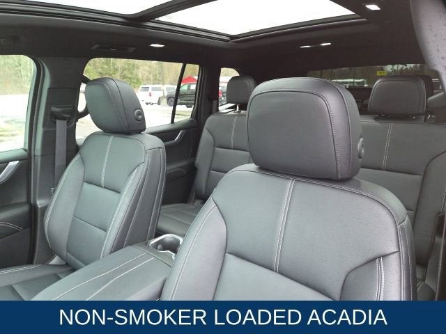 2024 GMC Acadia Elevation