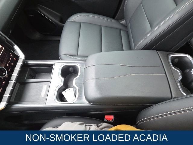 2024 GMC Acadia Elevation