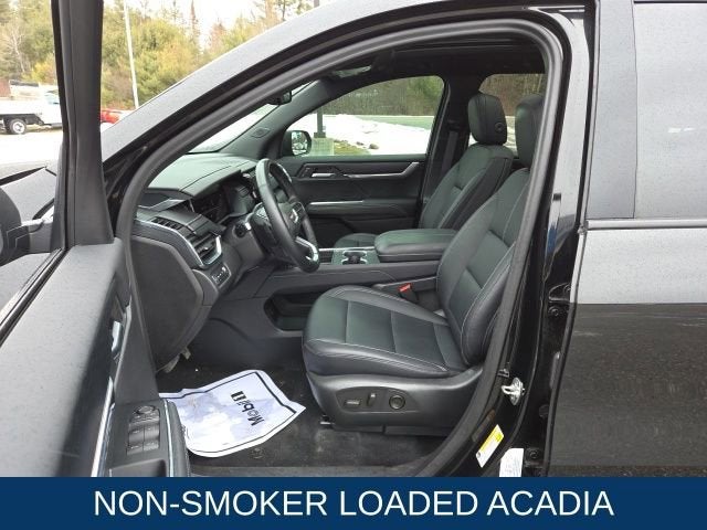 2024 GMC Acadia Elevation