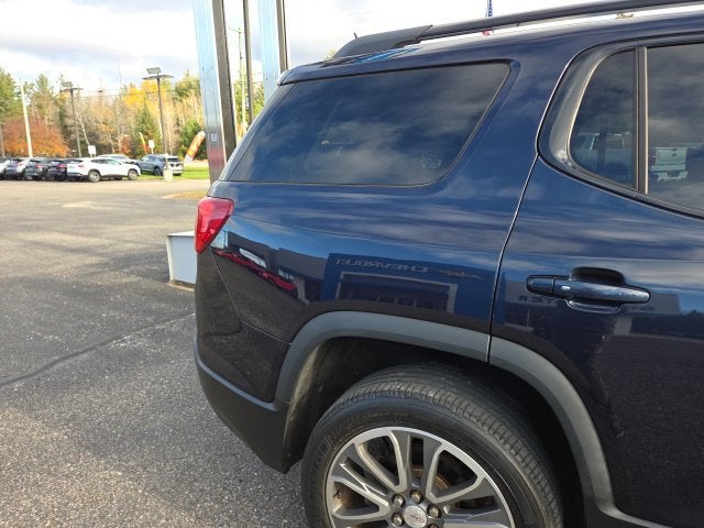 2017 GMC Acadia SLT