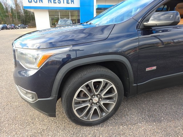 2017 GMC Acadia SLT