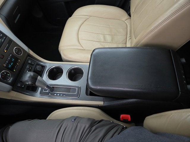2009 Chevrolet Traverse LTZ