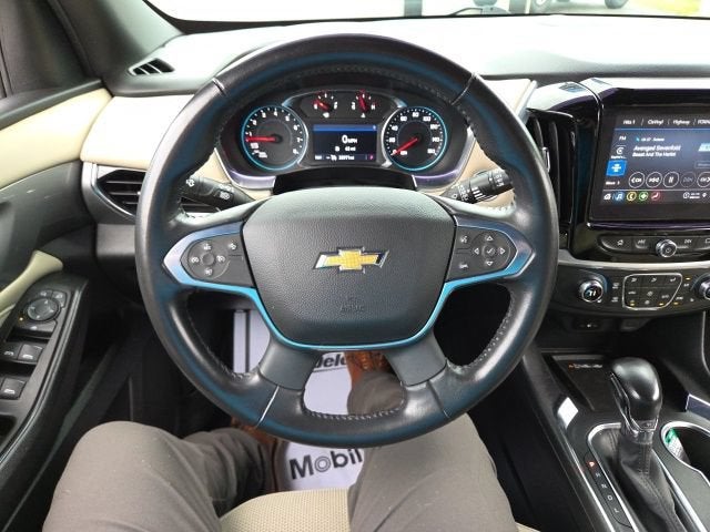 2022 Chevrolet Traverse LT Cloth