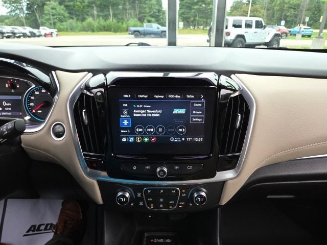 2022 Chevrolet Traverse LT Cloth