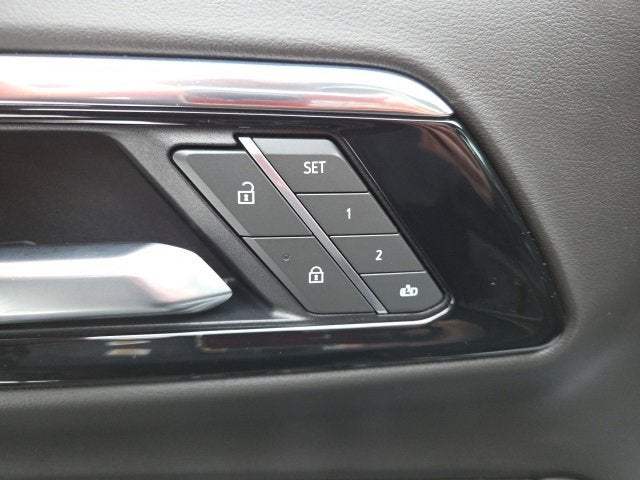 2025 Chevrolet Suburban RST