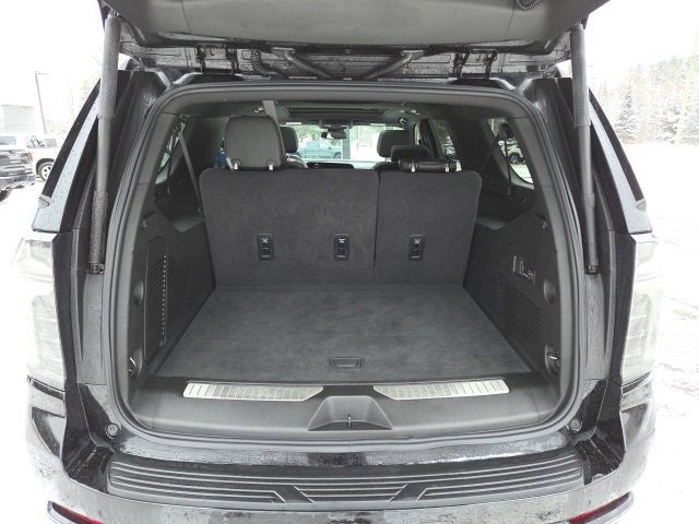 2025 Chevrolet Suburban RST