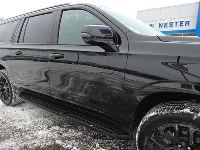 2025 Chevrolet Suburban RST