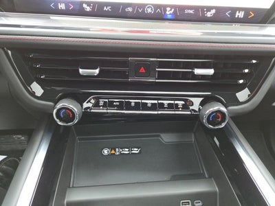 2025 Chevrolet Suburban RST