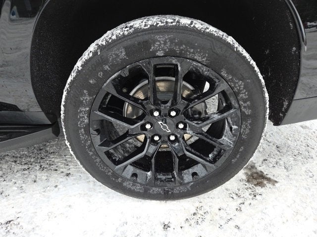 2025 Chevrolet Suburban RST