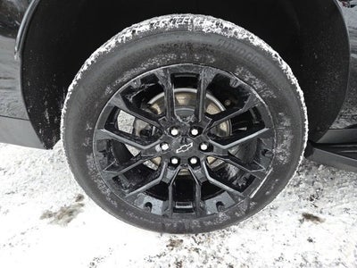 2025 Chevrolet Suburban RST