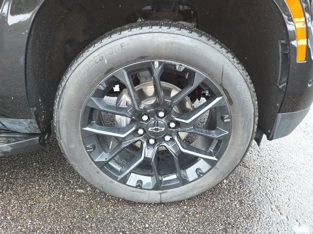 2025 Chevrolet Suburban RST