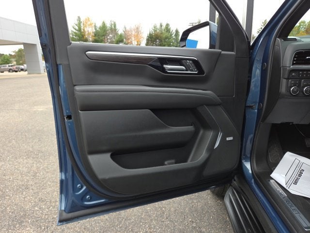 2027 Chevrolet Tahoe LT - Photo 25