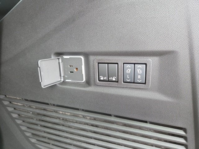 2027 Chevrolet Tahoe LT - Photo 39