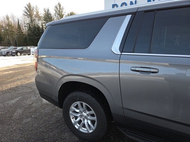 2022 Chevrolet Suburban LT