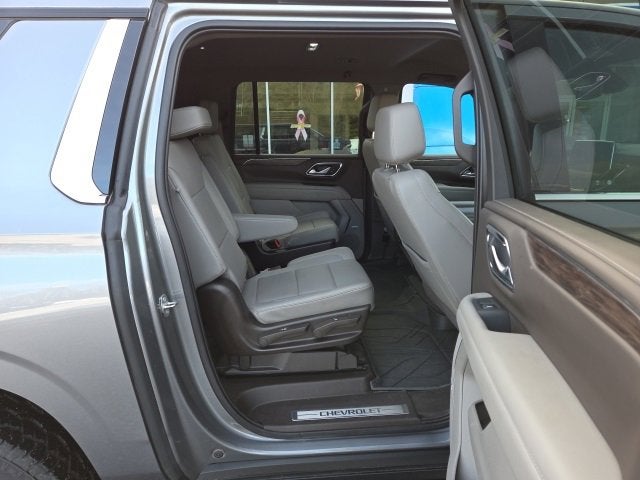 2022 Chevrolet Suburban LT