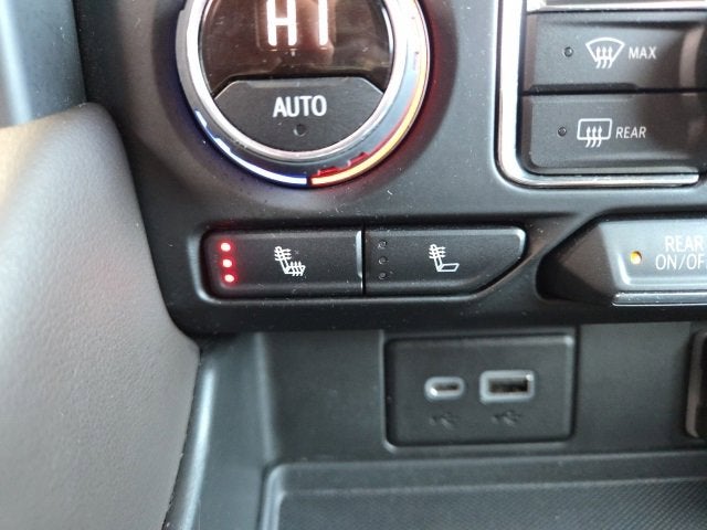 2022 Chevrolet Suburban LT