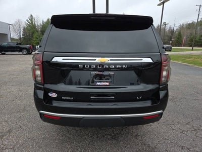 2023 Chevrolet Suburban LT