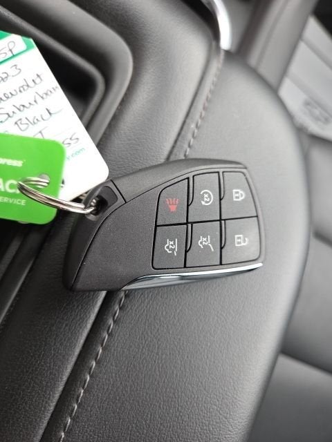 2023 Chevrolet Suburban LT