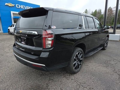 2023 Chevrolet Suburban LT