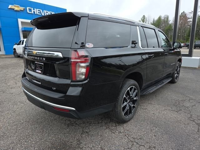 2023 Chevrolet Suburban LT