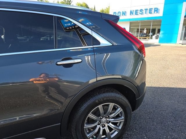 2021 Cadillac XT4 AWD Premium Luxury
