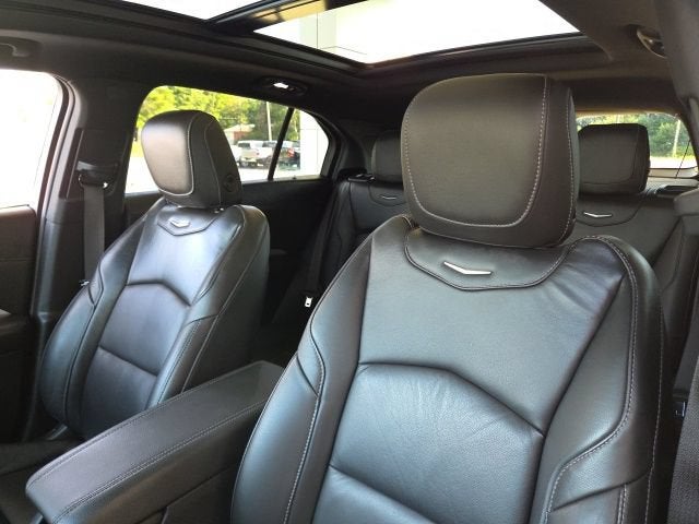 2021 Cadillac XT4 AWD Premium Luxury