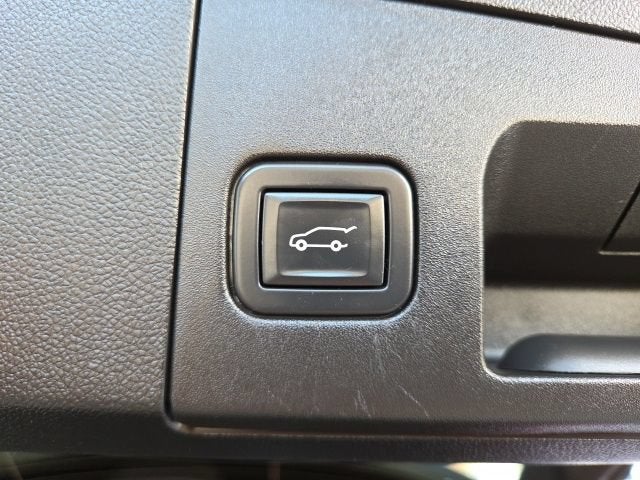 2021 Cadillac XT4 AWD Premium Luxury