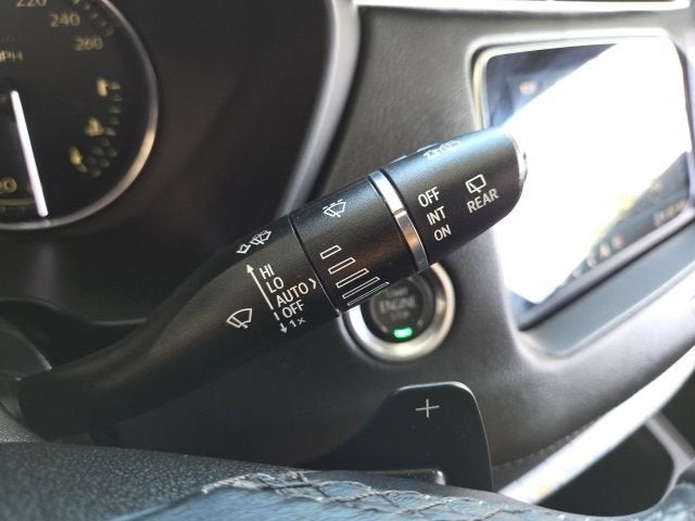 2021 Cadillac XT4 AWD Premium Luxury