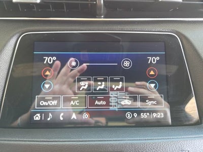 2021 Cadillac XT4 AWD Premium Luxury