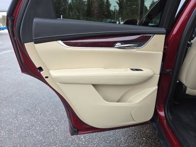 2017 Cadillac XT5 Luxury AWD