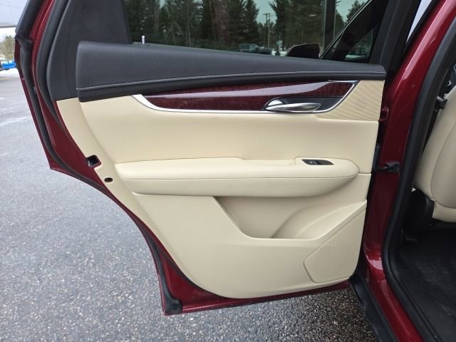 2017 Cadillac XT5 Luxury AWD