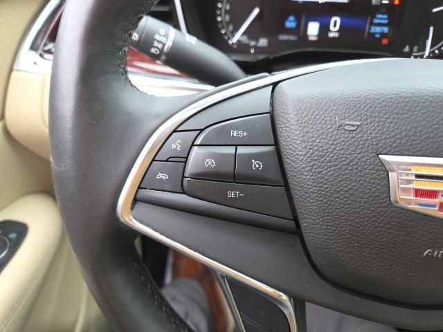 2017 Cadillac XT5 Luxury AWD