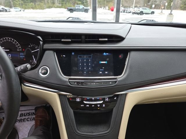 2017 Cadillac XT5 Luxury AWD