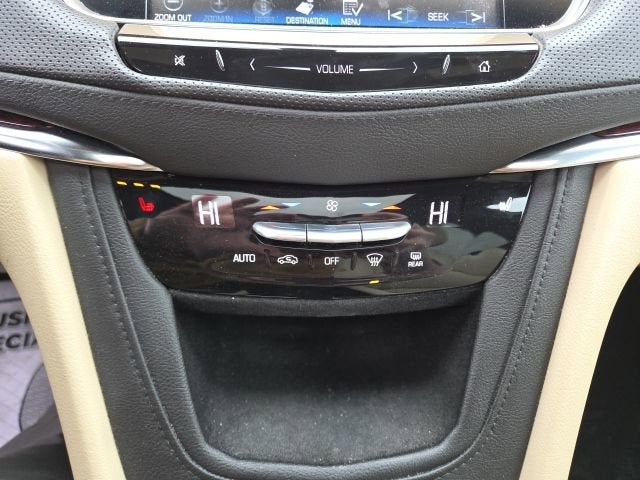 2017 Cadillac XT5 Luxury AWD