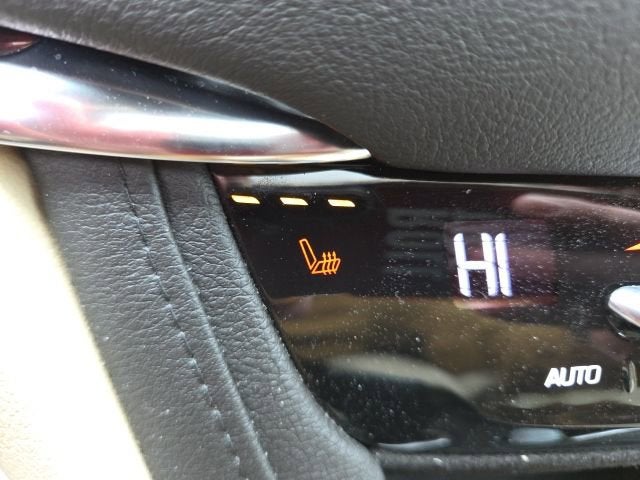 2017 Cadillac XT5 Luxury AWD