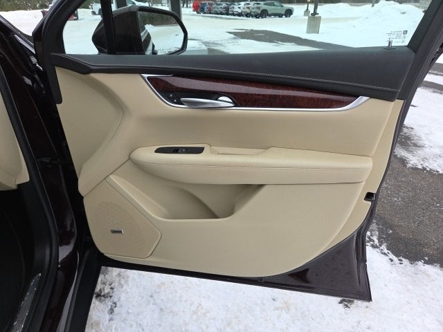 2017 Cadillac XT5 Luxury AWD