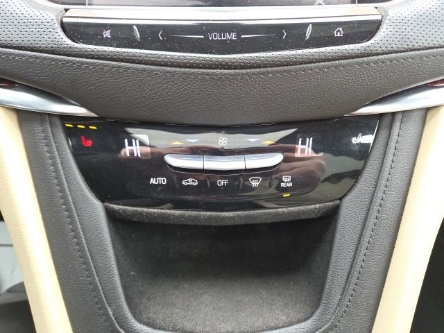 2017 Cadillac XT5 Luxury AWD