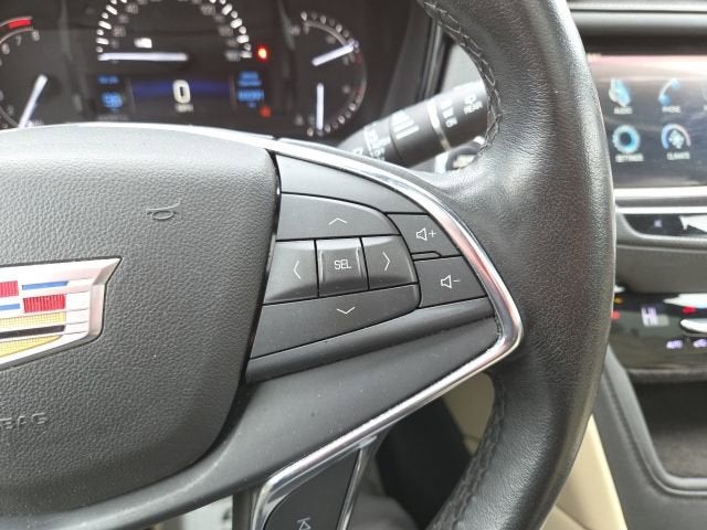 2017 Cadillac XT5 Luxury AWD