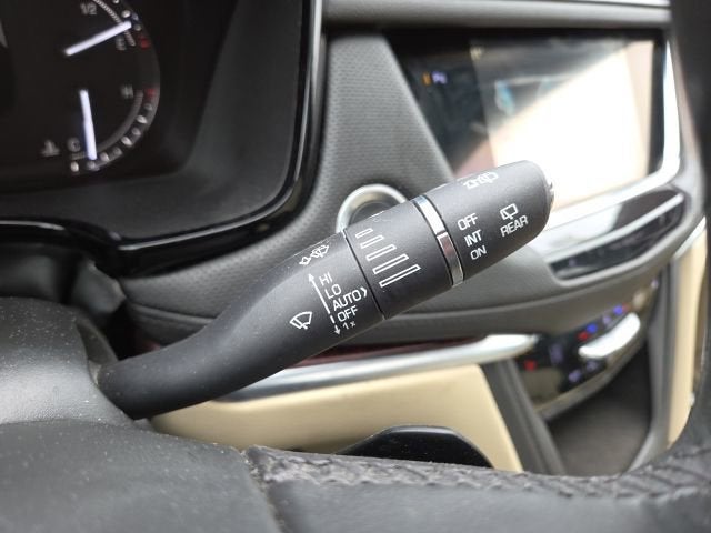 2017 Cadillac XT5 Luxury AWD