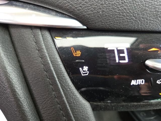 2017 Cadillac XT5 Premium Luxury AWD